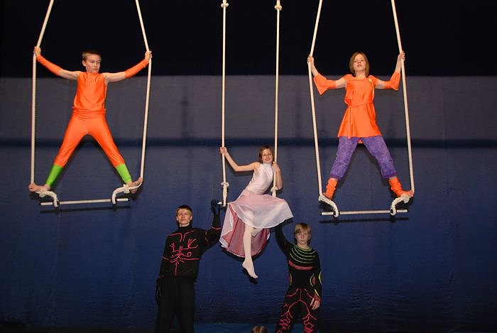 Lichterschein und Dunkelmumps im Theater