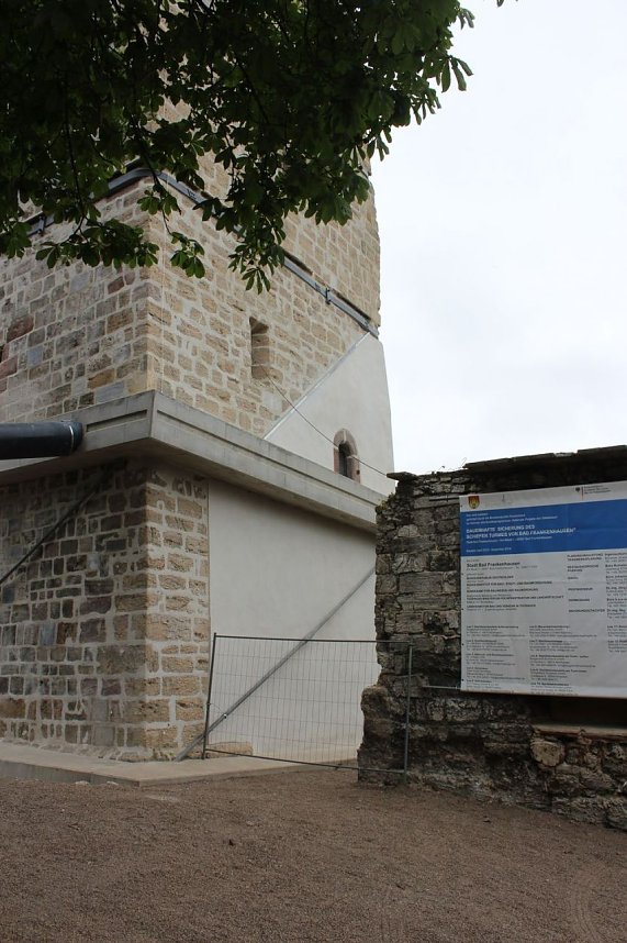 Mit Festakt schiefer Turm als gerettet gefeiert