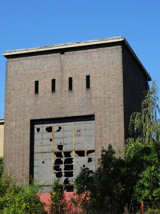 Unwirkliche Orte - Bahnbetriebswerk K&ouml;then