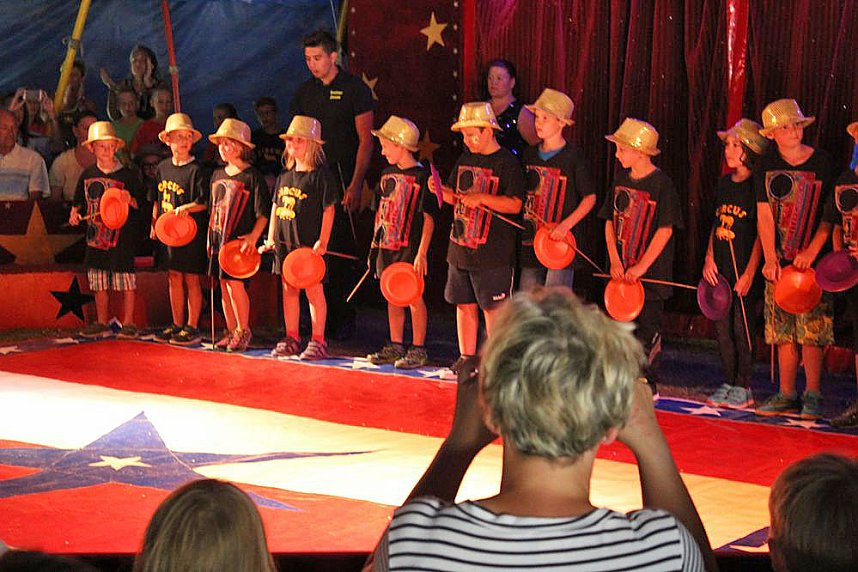 Zirkus auf dem Strau&szlig;berg