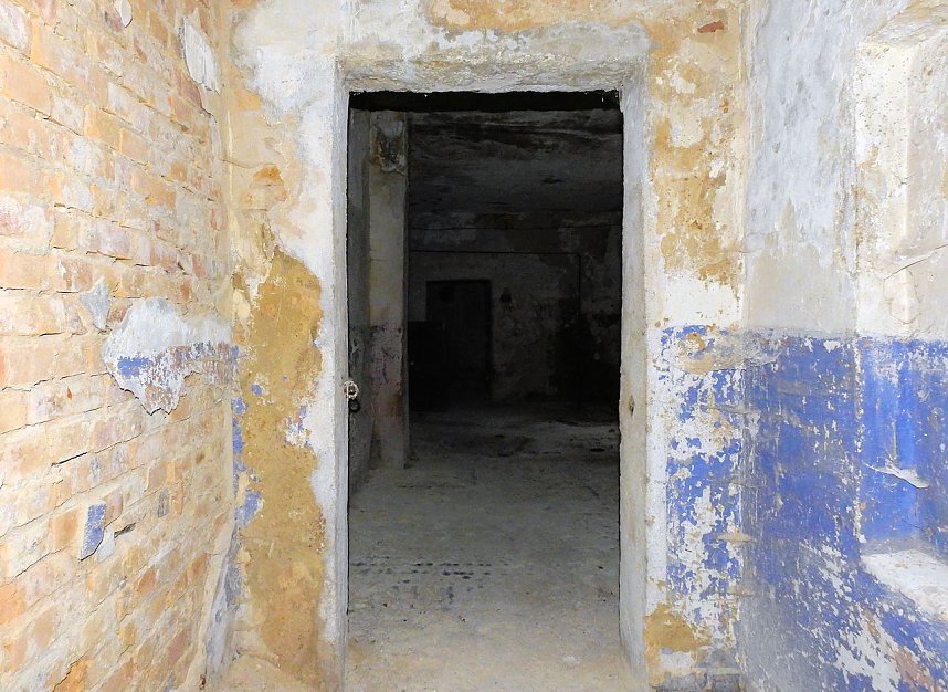 Unwirkliche Orte: Munitionsfabrik Kapen