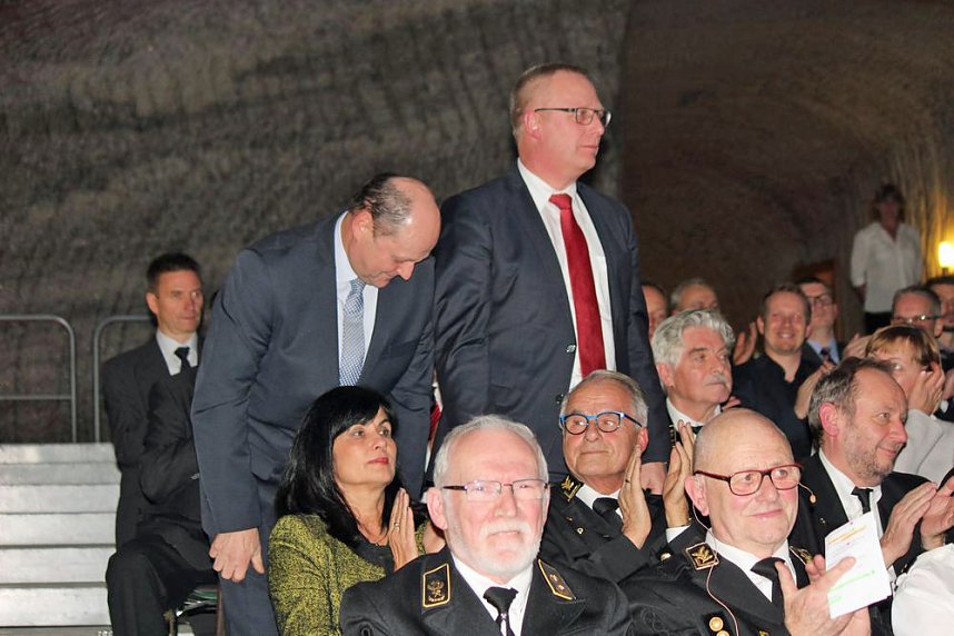 Ministerpr&auml;sident bekam Schl&auml;ge