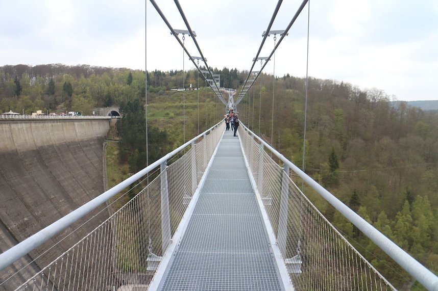 Titan RT - die l&auml;ngste Fu&szlig;g&auml;ngerh&auml;ngebr&uuml;cke der Welt wurde heute im Harz er&ouml;ffnet