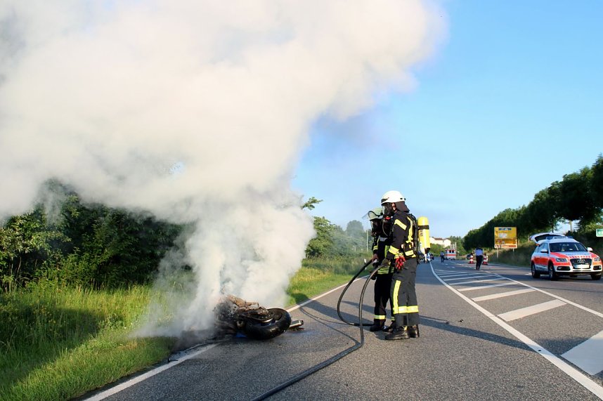 Motorradfahrer stirbt bei Unfall