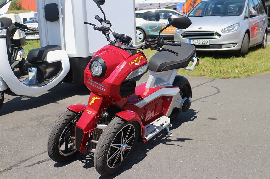 1. Mitteldeutscher Tag der Elektromobilit&auml;t auf dem Autodrom