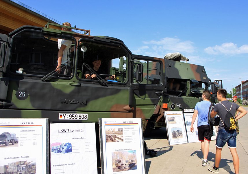 M&ouml;gliche Berufe bei der Bundeswehr vorgestellt