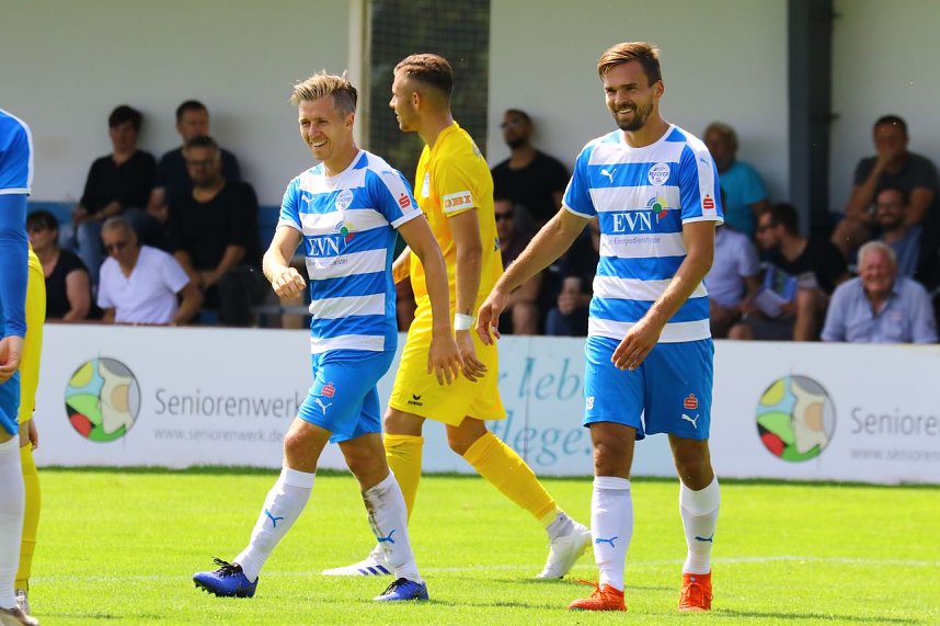 Wacker gewinnt 8:0 gegen Bischofswerda