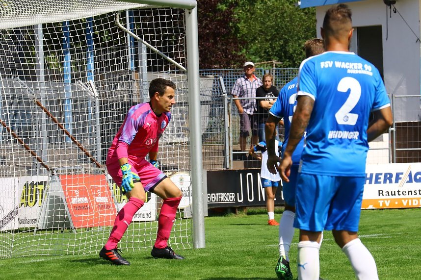 Wacker gewinnt 8:0 gegen Bischofswerda