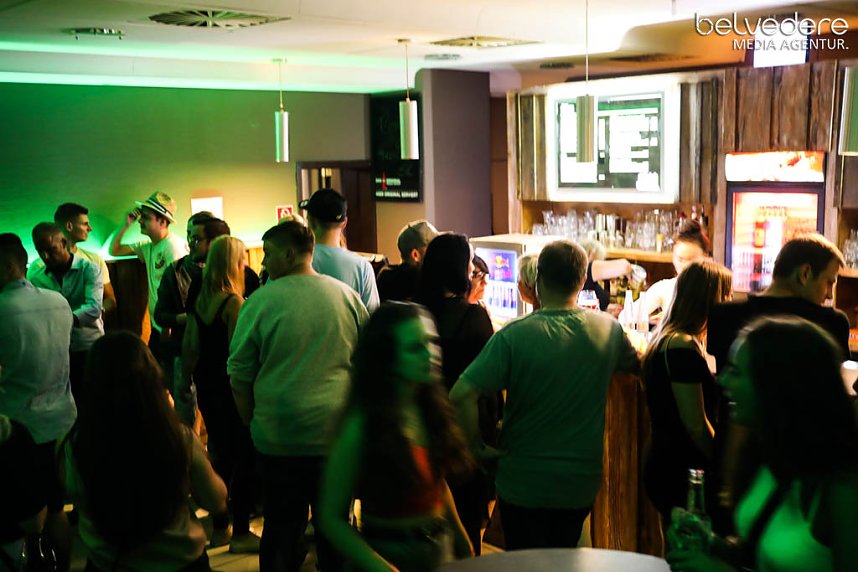 Party im Jugendclubhaus in Nordhausen - der Samstag