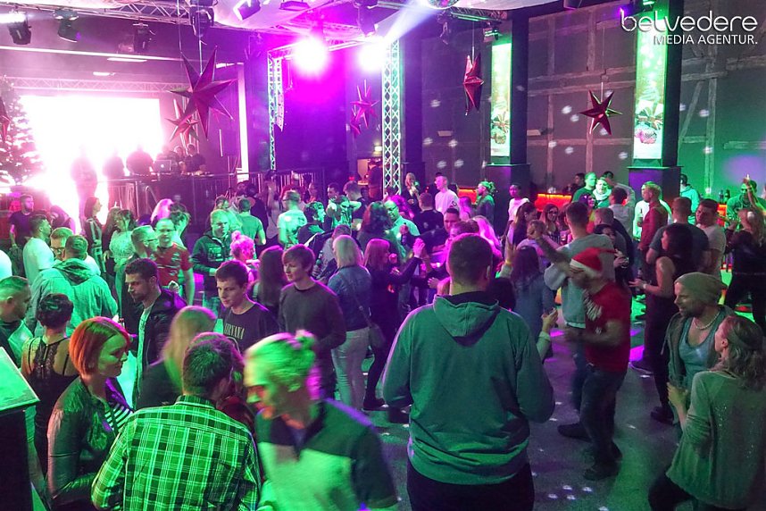 Party im Jugendclubhaus in Nordhausen - der Samstag