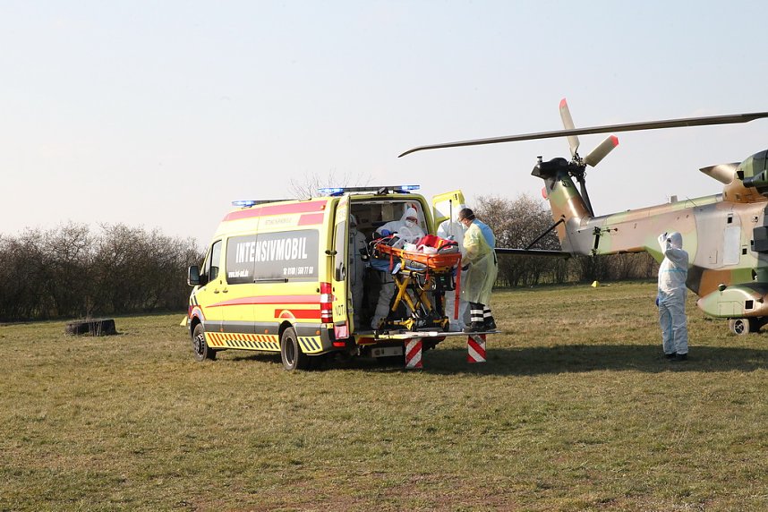 Corona-Patienten eingeflogen