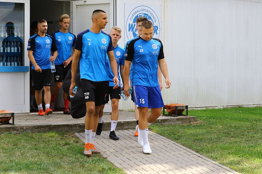 Trainingsauftakt des Oberliga-Kaders im AKS
