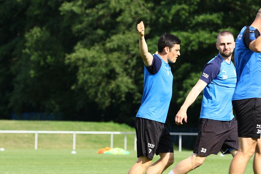 Trainingsauftakt des Oberliga-Kaders im AKS