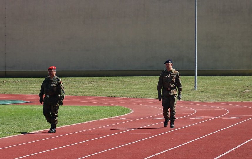 Bei Appell in Sondershausen Kommando &uuml;ber geben