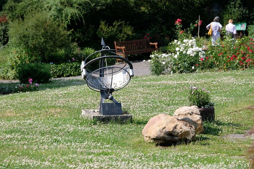 Kr&ouml;nung der Rosenk&ouml;nigin in Sangerhausen