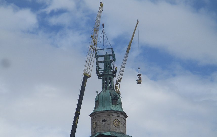 Bauarbeiten am Turm der Marktkirche in Bad Langensalza