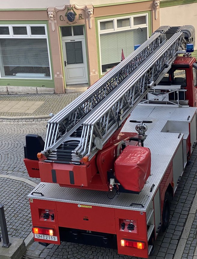 Feuerwehreinatz f&uuml;r mehr Licht