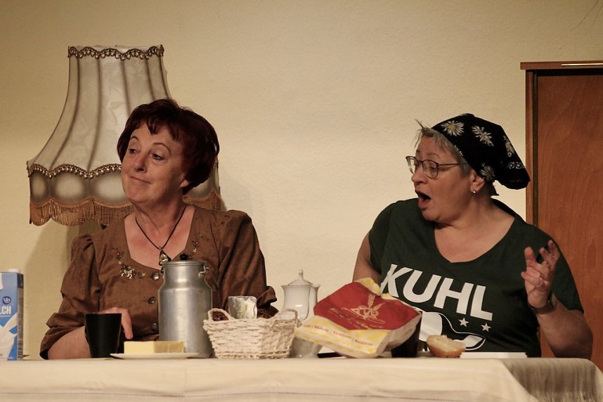 Premiere im Allmenh&auml;user Bauerntheater