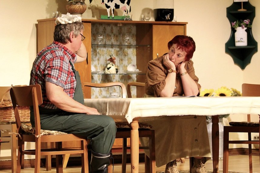 Premiere im Allmenh&auml;user Bauerntheater