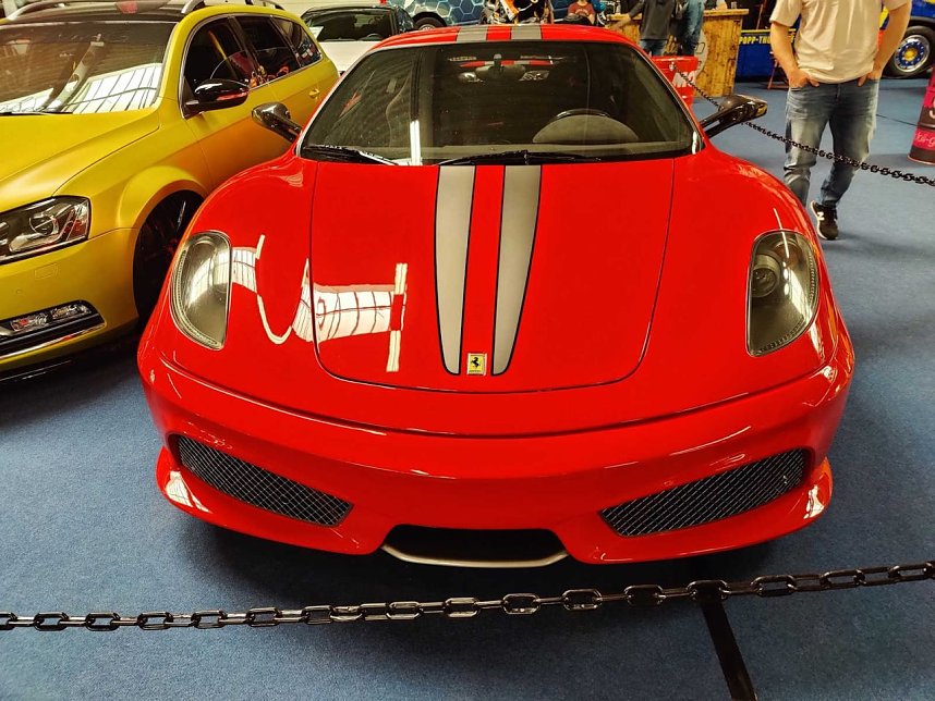 Peter Blei unterwegs auf der Erfurter Automobilmesse