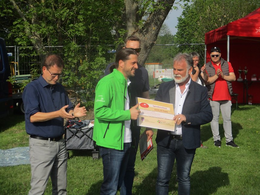 Beim R&ouml;blinglauf z&auml;hlte man nach langer Pause rund 3.000 Teilnehmer