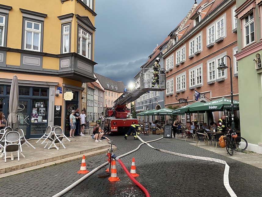 Feuerwehr&uuml;bung in der Bad Langensalzaer Altstadt