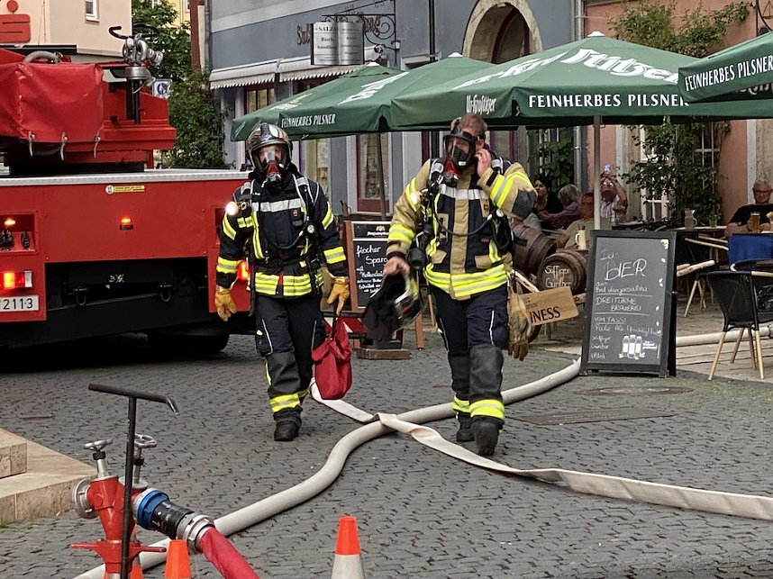 Feuerwehr&uuml;bung in der Bad Langensalzaer Altstadt