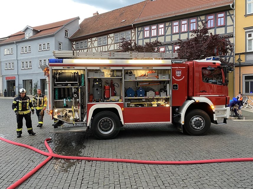Feuerwehr&uuml;bung in der Bad Langensalzaer Altstadt