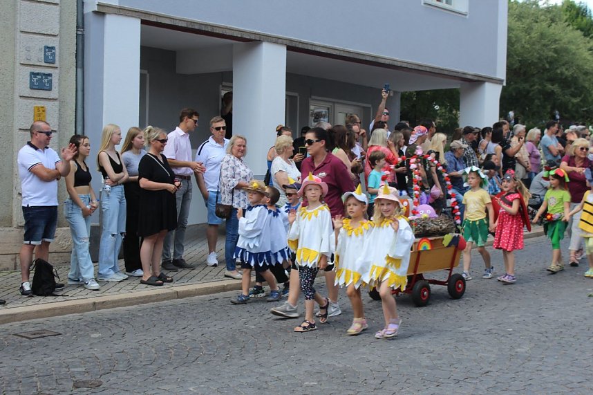 Festumzug zum Brunnenfest
