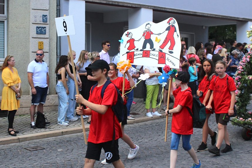 Festumzug zum Brunnenfest