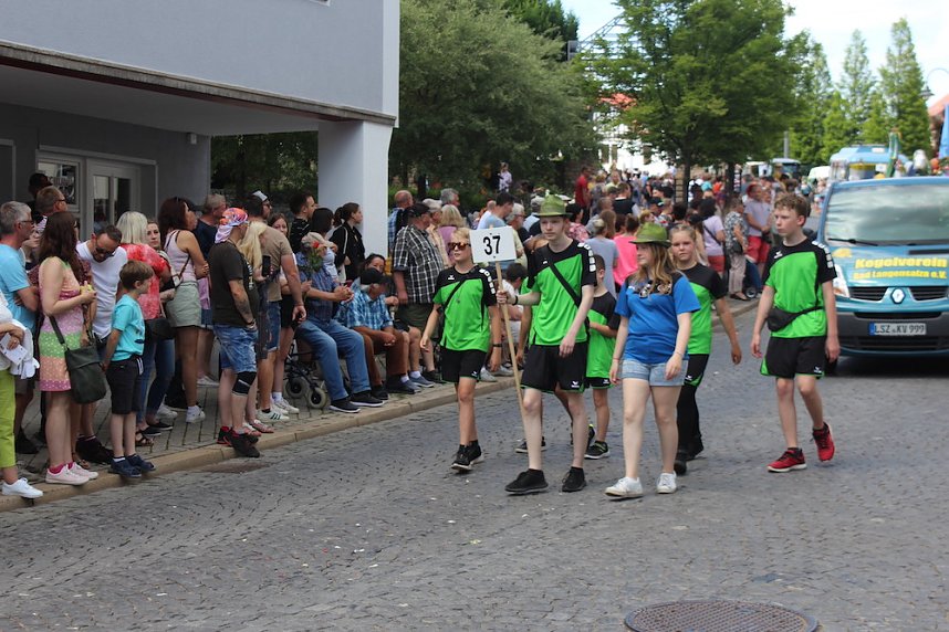 Festumzug zum Brunnenfest