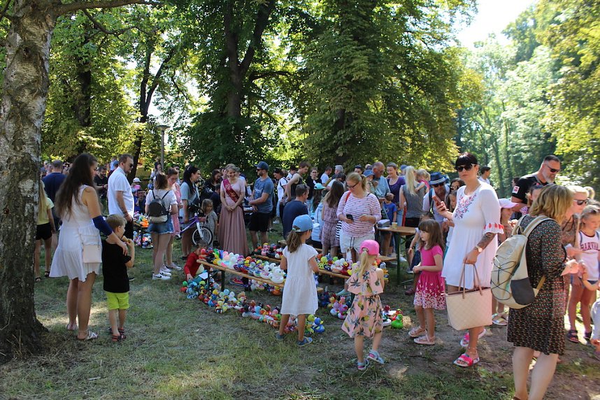 Am Start und an der Strecke des Entenrennens 2022