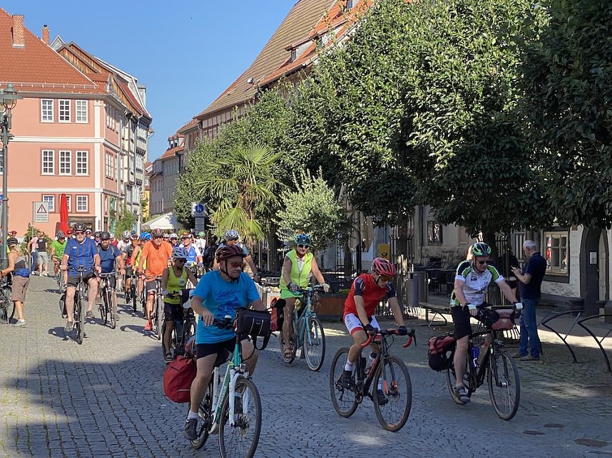 &Uuml;ber 150 Fahrradfahrer sind heute unterwegs nach Apolda