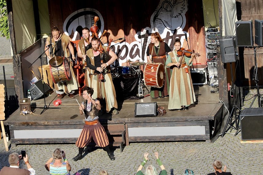 Mit einem phantastischen Spektakel und die Verabschiedung aller Akteure, endete das 28. Mittelalterfest von Bad Langensalza