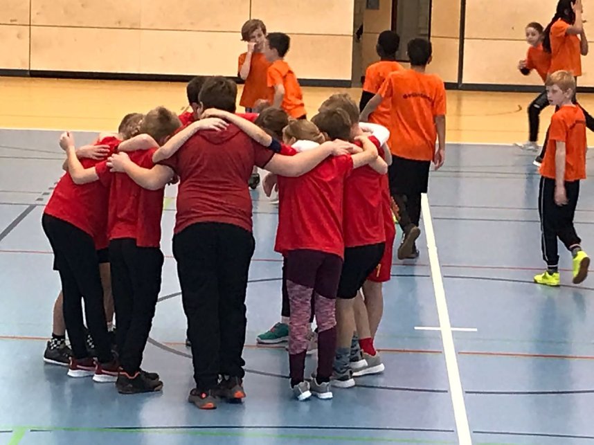 Zweifelderball-Turnier in der Salza Halle