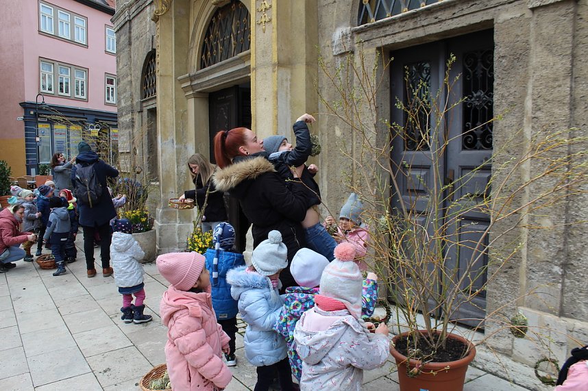 Fr&uuml;hjahrsputz am Bad Langensalzaer Rathaus
