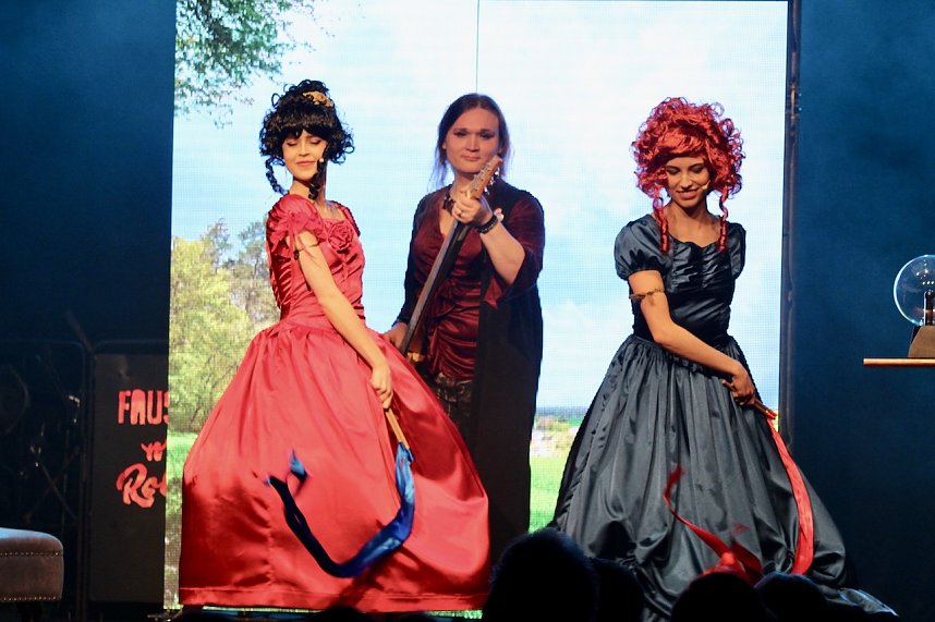 Rockthater "Faust n Roll" nach Goethe im Stocksen in Sondershausen