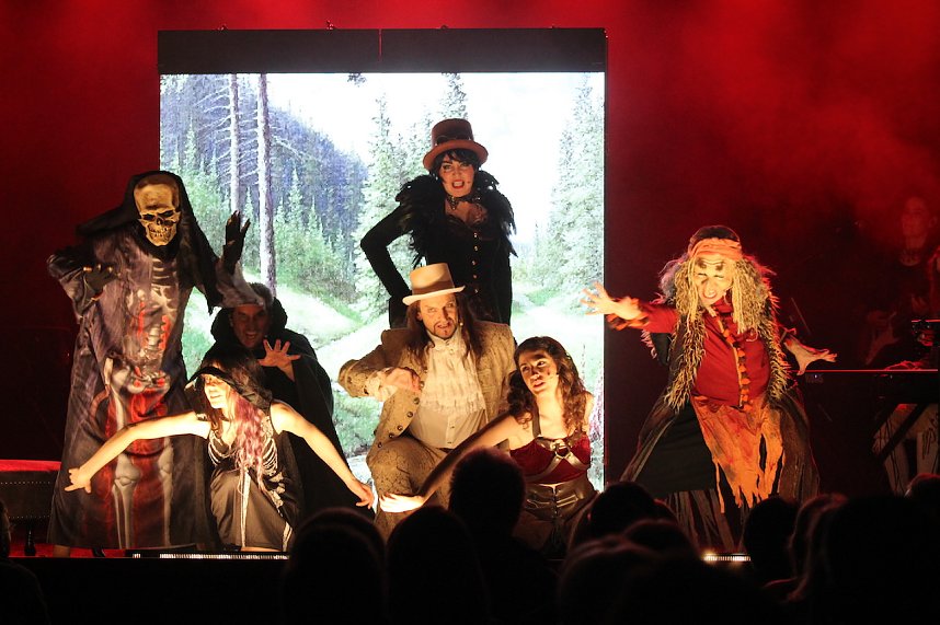 Rockthater "Faust n Roll" nach Goethe im Stocksen in Sondershausen