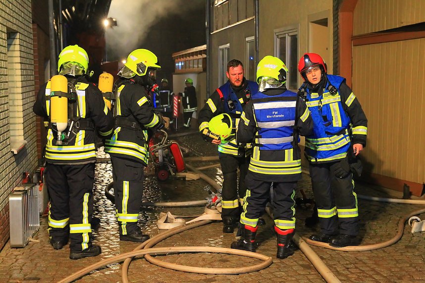 Geb&auml;udebrand in Schlotheim