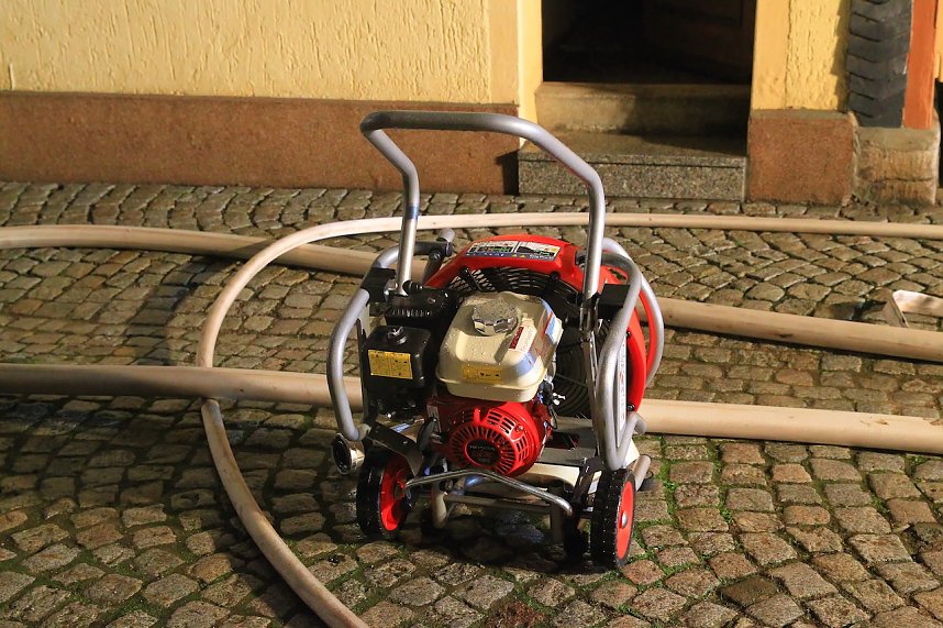 Geb&auml;udebrand in Schlotheim