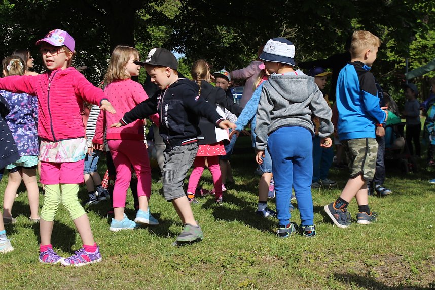 Feierliche Einweihung des neuen Spielplatzes in Bad Langensalza Nord