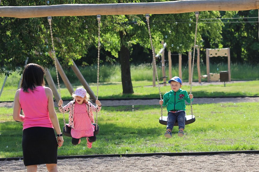 Feierliche Einweihung des neuen Spielplatzes in Bad Langensalza Nord