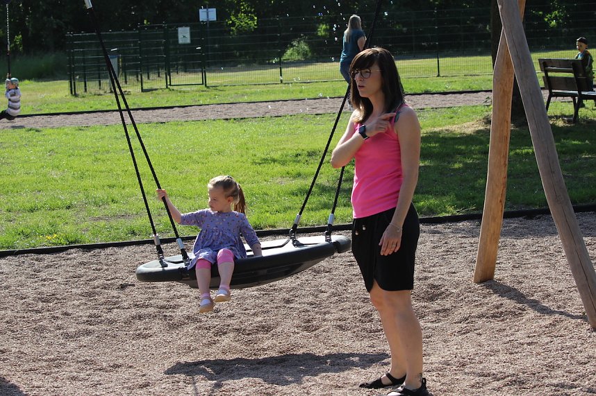 Feierliche Einweihung des neuen Spielplatzes in Bad Langensalza Nord