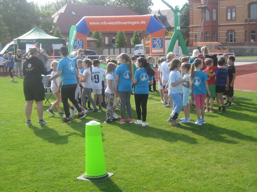 VR Bank Sporttag im Stadion der Freundschaft
