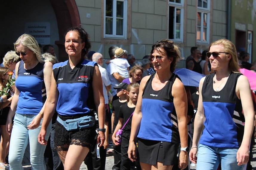 Fr&ouml;hliche Stimmung beim 210 Brunnenfest in Bad Langensalza