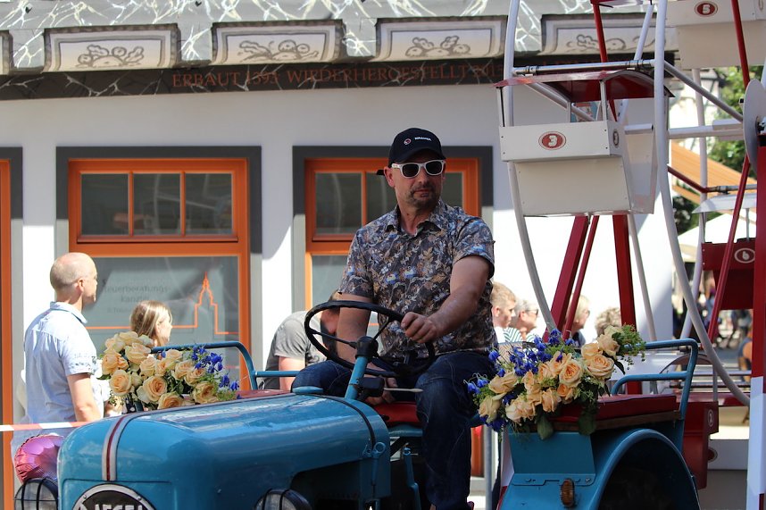 Fr&ouml;hliche Stimmung beim 210 Brunnenfest in Bad Langensalza