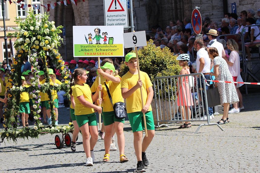 Fr&ouml;hliche Stimmung beim 210 Brunnenfest in Bad Langensalza