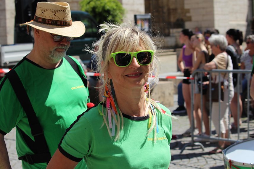 Fr&ouml;hliche Stimmung beim 210 Brunnenfest in Bad Langensalza