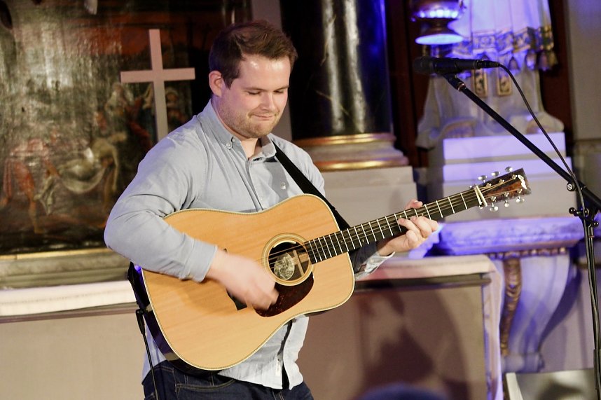 Die schottische Folkmusikerin Siobhan Miller und ihre Band begeisterten das Publikum in der Gottesackerkirche in Bad Langensalza 