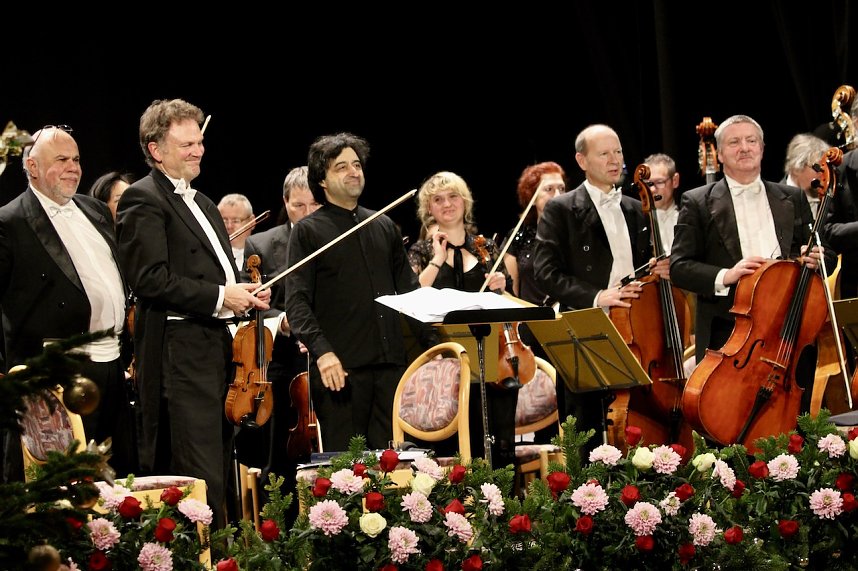Weihnachtskonzert der Th&uuml;ringer Philharmonie Gotha-Eisenach im KKZ in Bad Langensalza